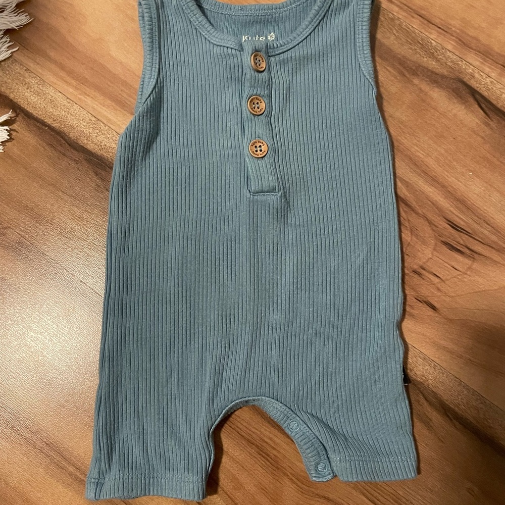 Kyte Baby Bamboo Button Shortie